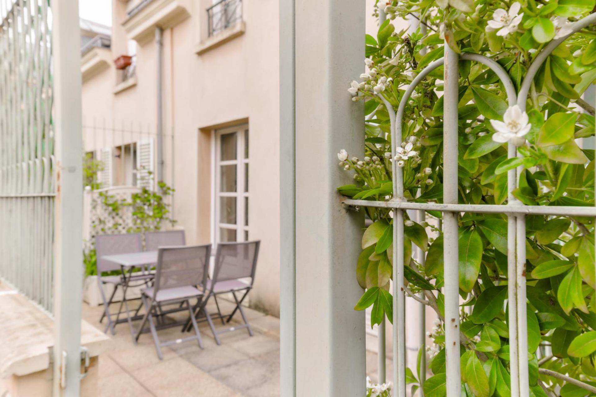 Exigehome-Maison Avec Terrasse Privee Versailles Exterior photo